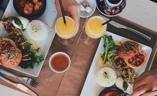Illustration d'un brunch, ici dans le Klub Café, àRennes.