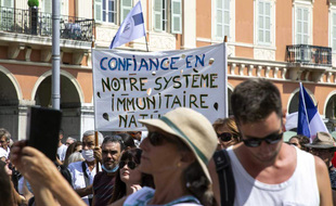 Une manifestation contre le pass sanitaire et le vaccin à Nice, en août 2021 (Illustration)