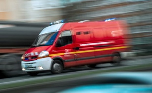 Illustration d'un camion de pompiers.