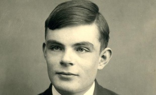 Le mathématicien britannique Alan Turing, photographié en 1928, à l'âge de 16 ans.