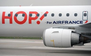 Un avion de la compagnie Hop! à Orly.