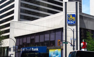 Une agence de la Banque royale du Canada à Vancouver, le 7 juin 2014