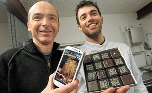 Le photographe Pascal Renard (à g.) et l'artisan-chocolatier Jérôme Kuster.