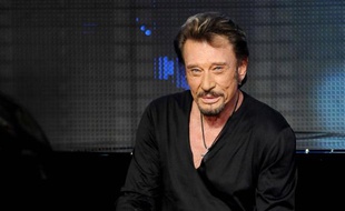 Johnny Hallyday participe pour la premiere fois au Telethon en décembre 2012.