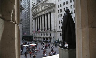 Au fond, la Bourse de New York à Wall Street