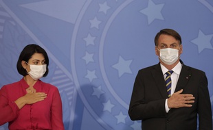 Michelle et Jair Bolsonaro, à Brasilia le 29 juillet 2020.