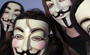 Le groupe de hackers Anonymous China a revendiqué le piratage au cours des derniers jours de plus de 300 sites internet chinois, dont des sites gouvernementaux mais aussi commerciaux, pour protester contre la censure de la toile par le gouvernement chinois