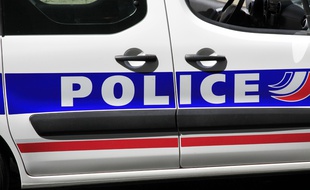 Illustration d'un véhicule de police.