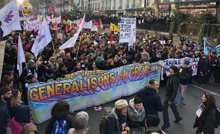 Les opposants à la réforme des retraites ont manifesté à Paris le 24 janvier 2020.