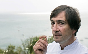 Le chef Olivier Roellinger à Cancale.