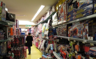 Un rayon de jouets de La Grande Récré en décembre 2015.