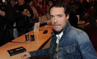 Nicolas Bedos au 32e Salon du Livre, à la porte de Versaille, le 17 mars 2012