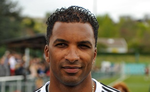 L'ancien défenseur de l'OM Habib Beye lors d'un match de charité en avril 2014.