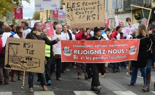 Près d'un millier de commerçants et artisans manifestent à Carcassonne , le 17 novembre 2014