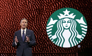 L'ex-patron de Starbucks Howard Schultz en 2017.