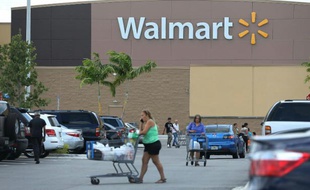 Un magasin Walmart, le 18 août 2015 à Miami, en Floride