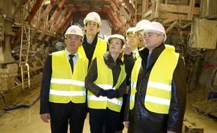 Montrouge, 25 novembre 2010. Le tunnel percé depuis la Porte d’Orléans, est connecté à la future station terminus de la Ligne 4, à Mairie de Montrouge, en présence de Nathalie Kosciusko-Morizet.