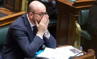 Le Premier ministre belge Charles Michel lors d'une session plénière au Parlement, le 24 mars 2016 à Bruxelles