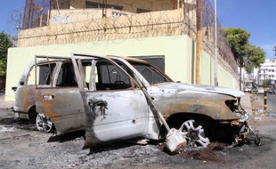 L'attaque contre l'ambassade russe à Tripoli a mis en évidence l'incapacité des nouvelles autorités libyennes à assurer la protection des chancelleries et diplomates étrangers dans un pays en proie à une anarchie persistante sur le plan de la sécurité depuis la chute du régime de Mouammar Kadhafi.