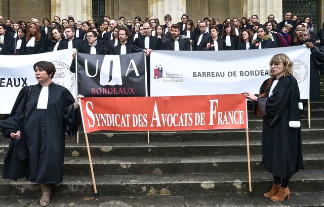 Réforme des retraites : Les avocats descendent dans la rue 640x410_greve-avocats-bordeaux-15-fevrier-2018