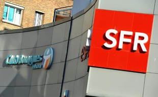 Les logos de Bouygues Telecom et de SFR