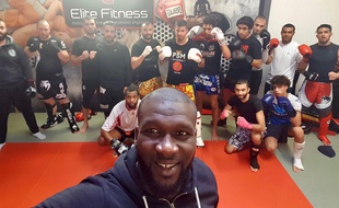 Amadou Ba devant son club, en 2016