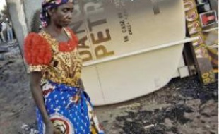 L'explosion a fait au moins 235 morts.