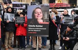 En prison en Iran, les dernières nouvelles de Cécile Kohler sont alarmantes