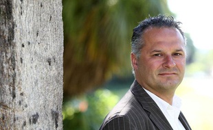 Le député de l'Hérault socialiste Christian Assaf en janvier 2012.