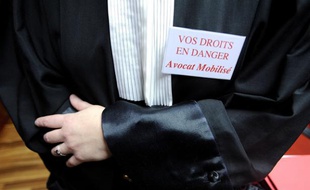 Une avocate le 4 février 2011 au Palais de Justice de Nantes.