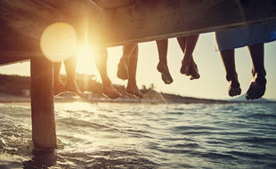 Vivre d'amitié et d'eau fraîche pendant vos vacances grâce à nos conseils
