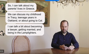 James Vlahos en train de chatter avec son Dadbot pour «The Wired».