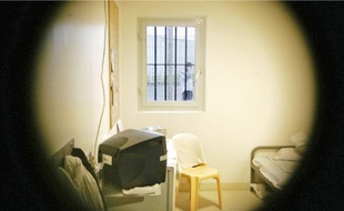 L'hospitalisation d'office en milieu fermé est dénoncée à Sequedin par une association d'aide aux prisonniers.