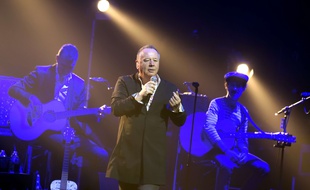 Le groupe Simple Minds.