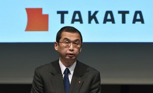 Le PDG de Takata Shigehisa Takada, en conférence de presse à Tokyo, le 4 novembre 2015