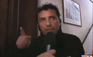 Le commandant Francesco Schettino donne une interview télévisée le 14 janvier 2012, au lendemain du naufrage de Costa Concordia.