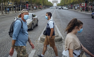 Le port du masque a été rendu obligatoire dans certaines villes de France pour freiner la propagation du coronavirus.