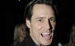 Jim Carrey lors d'un gala de la fondation du Brésil, à New York, le 23 septembre 2010