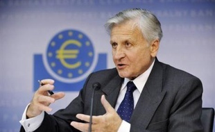 Sur le front de l'inflation, le président de la BCE Jean-Claude Trichet a quelque peu adouci son message, estimant que les risques inflationnistes avaient "dimininé", mais "pas disparu.