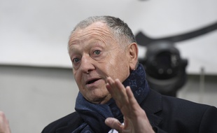 Jean-Michel Aulas, ici lors du choc de D1 féminine entre le PSG et l'OL, le mois dernier au stade Jean-Bouin.