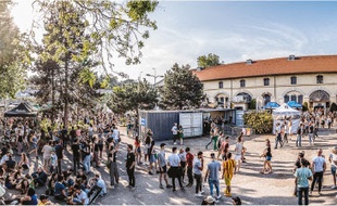 Nuits Sonores, le festival de musiques électroniques qui s'est achevé le 13 mai à Lyon, a attiré plus de 62.000 visiteurs sur les événements en journée et sur les programmes gratuits.