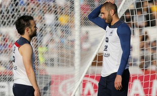 Mathieu Valbuena et Karim Benzema à l'entraînement pendant la Coupe du monde 2014 au Brésil.