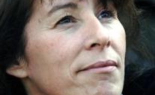 Le jury du prix "Press club, humour et politique" a procédé à une première sélection de six "petites phrases" pour son Prix 2008, a annoncé mardi le jury.