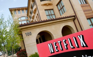 La Commission européenne doit lancer une offensive contre le "géoblocage", qui entrave les achats transfrontaliers en ligne dans l'UE, et jeter les bases d'une contribution des services de vidéos à la demande (VoD), comme Netflix, aux oeuvres européennes