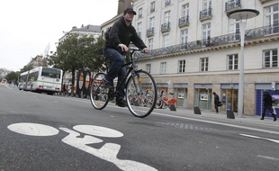 NANTES le 24/01/2013 Velos dans le centre ville