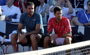 Nivak Djokovic et Marin Cilic lors de l'étape de l'Adria Tour à Zadar, en Croatie, le 19 juin 2020.