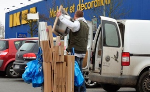 Le directeur général d'Ikea France a annoncé jeudi la création d'un "code de conduite", d'un "département gouvernance et conformité" et d'un "comité d'éthique" consultatif, censés tirer les leçons des affaires de surveillance illégale de salariés et de clients.