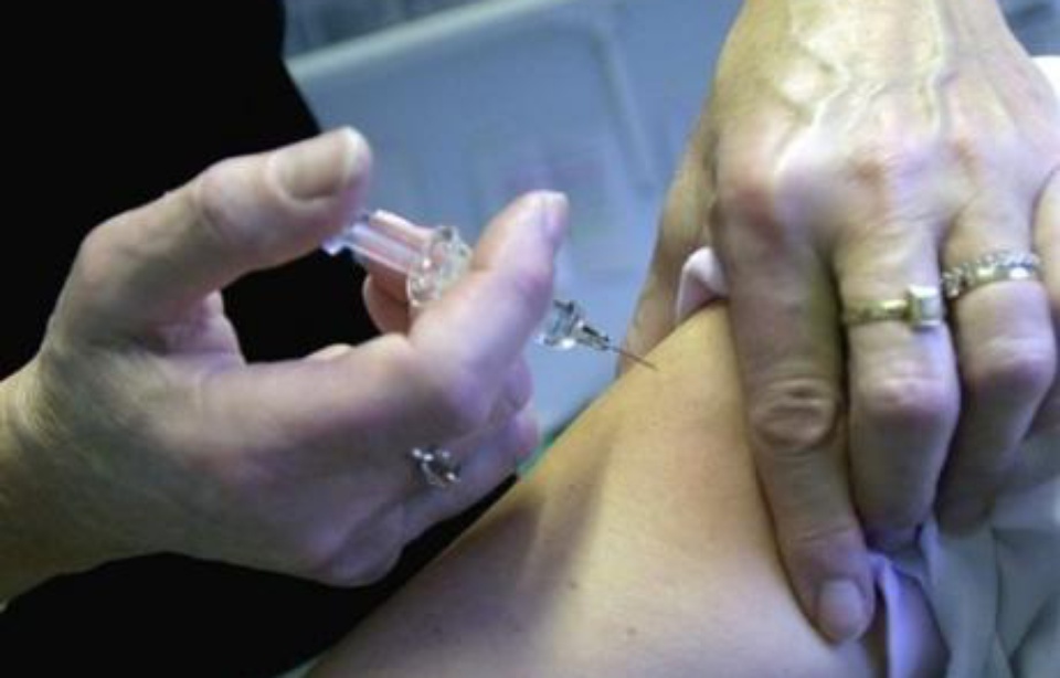 Je Ne Bande Plus Depuis Le Vaccin Décès d'une ado après un vaccin contre le cancer du col de l'utérus