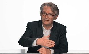 Jean-Claude Mailly, secrétaire général de Froce ouvrière, le 26 avril 2012, dans le studio de 20 Minutes.