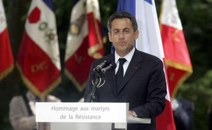 Nicolas Sarkozy au mémorial de la résistance du Bois-de-Boulogne à Paris le 15 mai 2007.